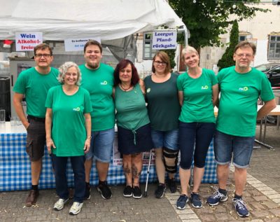 Grüne Helferinnen und Helfer auf der Summertime-Party 2019