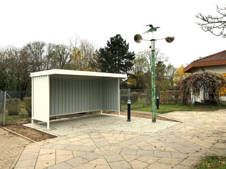 Was lange währt…Pusteblume bekommt „Parkplätze“ für Zweiräder