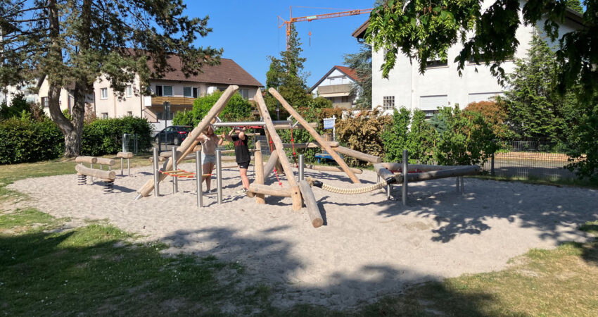 Klettergerüst Schickert-Park-Spielplatz